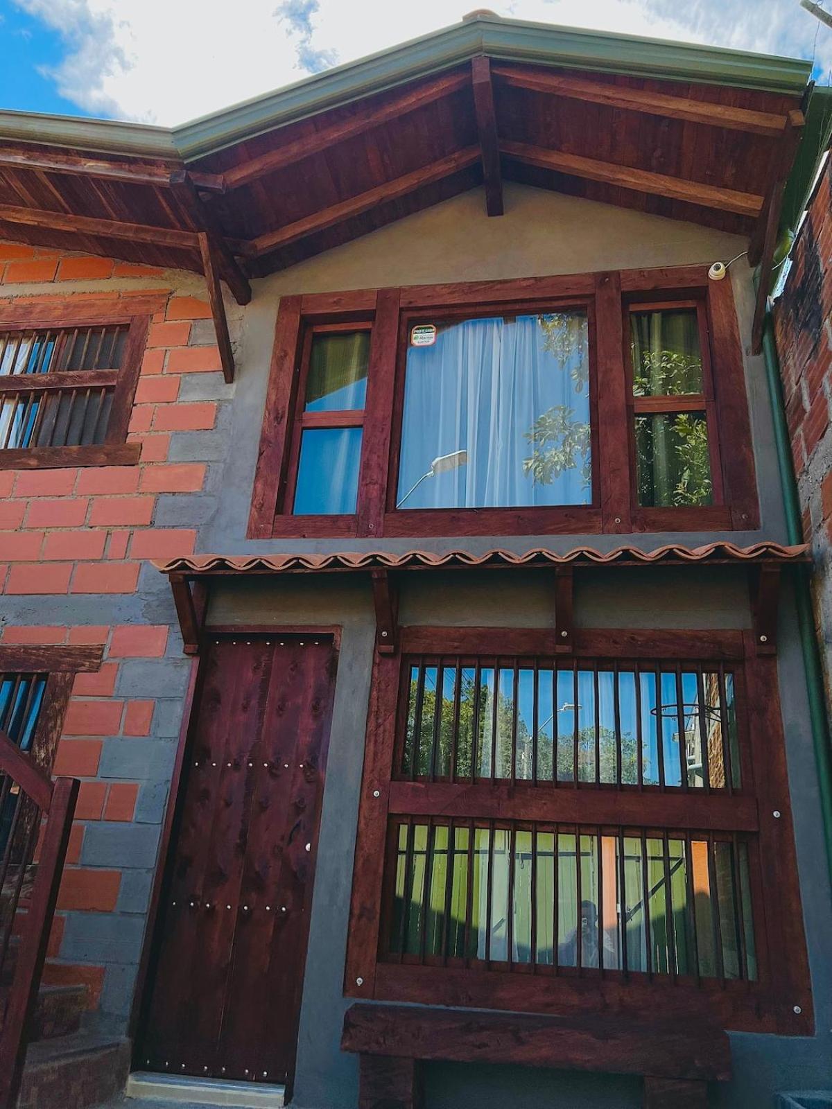Next To The Airport - Cute Home Ριονέγρο Εξωτερικό φωτογραφία