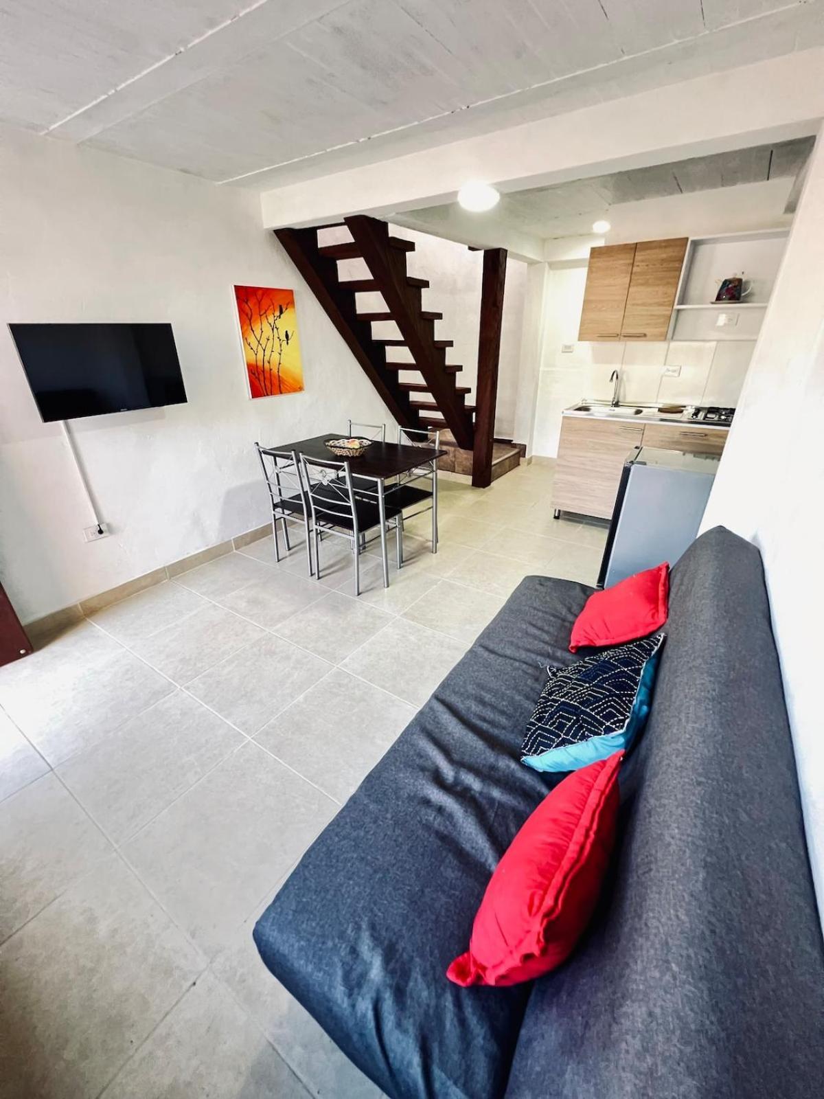 Next To The Airport - Cute Home Ριονέγρο Εξωτερικό φωτογραφία