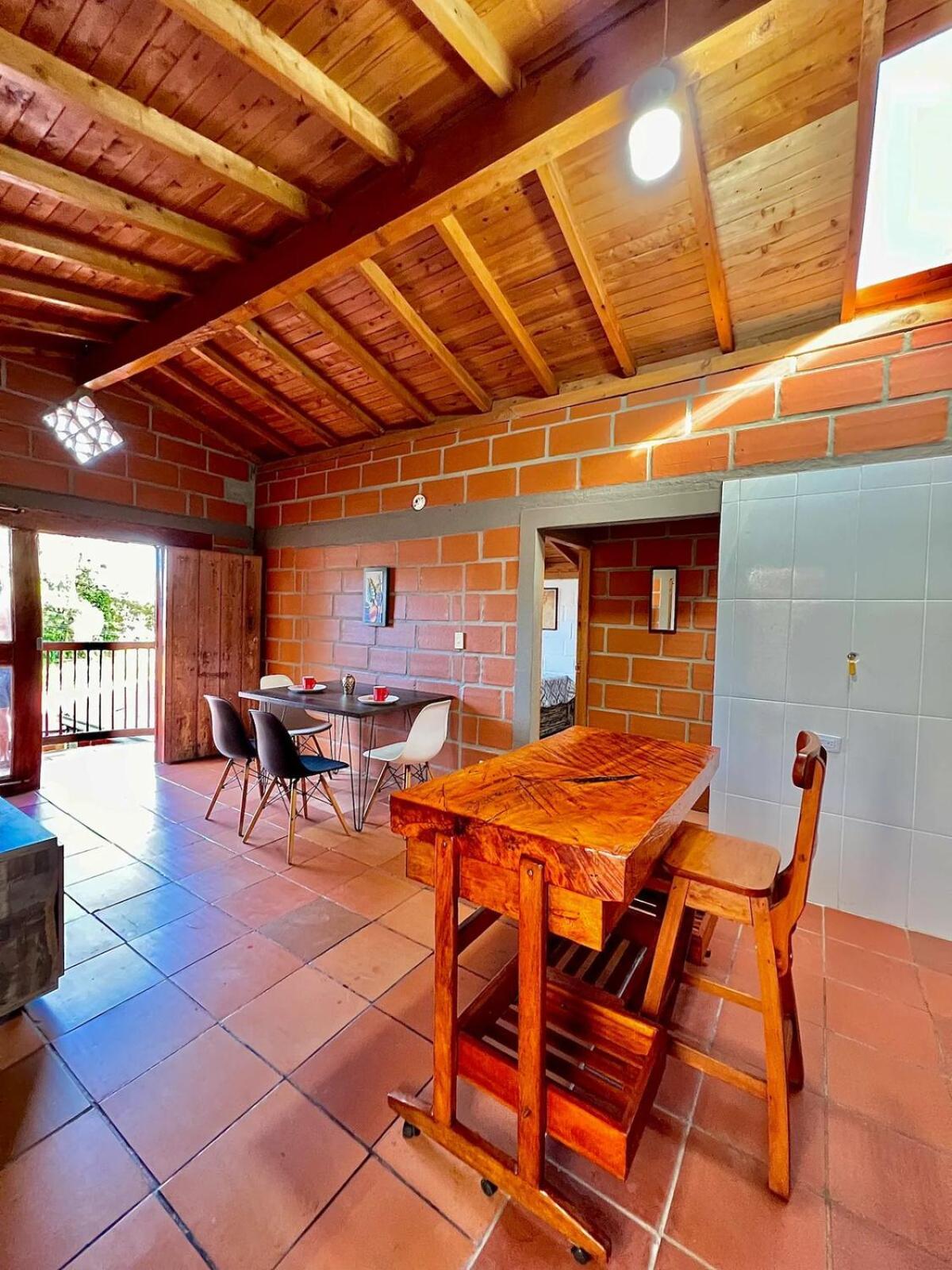 Next To The Airport - Cute Home Ριονέγρο Εξωτερικό φωτογραφία